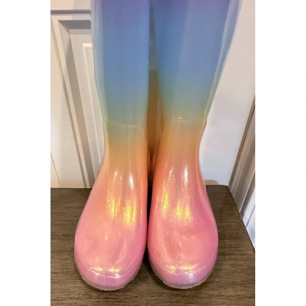 Cat & Jack Rainbow Ombré Rain Boots Wellies Girls Size 2
